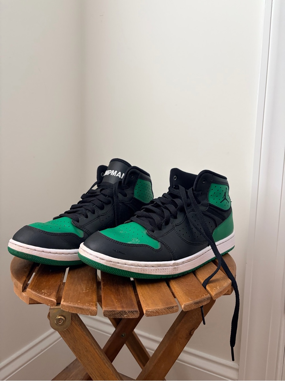 Nike Black and Green Mid-Top Sneakers